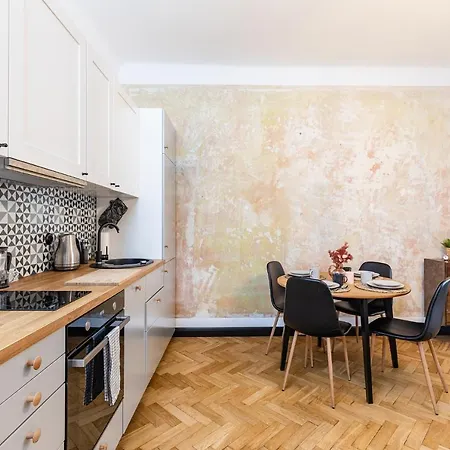 Superapart Tarchominska 24 Апартаменты *
