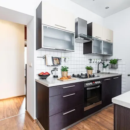 Superapart Tarchominska 24